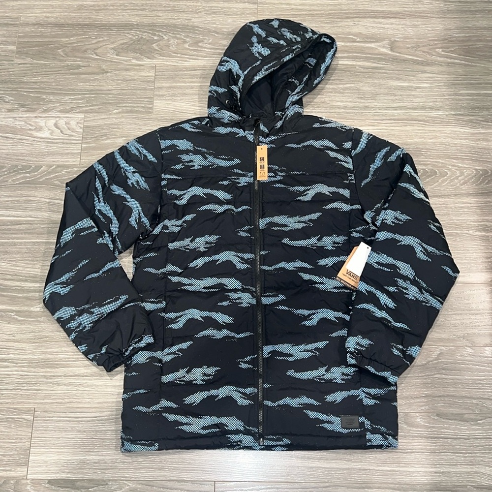 Vans woodcrest MTE puffer jacket. Size L. NWT